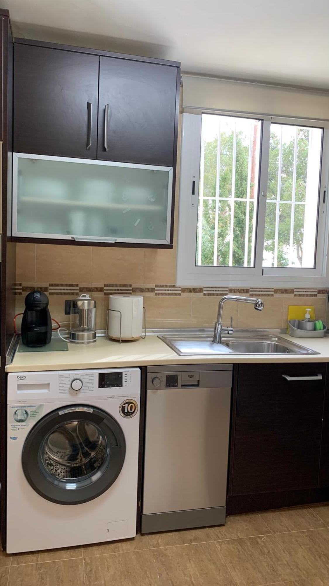 Apartamento Ginette Sunbeach سالو المظهر الخارجي الصورة